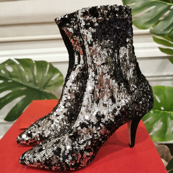 VALENTINO GARAVANI sequin ANKLE BOOTS Brand New shoe in box Size35 MADE IN ITALY - Picture 1 of 11
